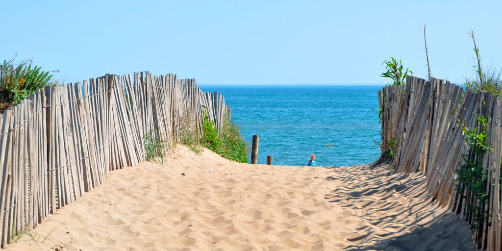 Vacances au soleil 2 Vacances au soleil -Méditerranée -Gîte à louer : Lodge & Campagne pour 2 à 4 personnes dans le sud de la France à Béziers